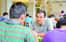 �젖�཭��̩��������������պ��h�F��ľ�lһ����ͨ���r���ͥ��2005������h��W늚⹤�̌WԺ���I���F������h������ľ�����ʳ�������޹�˾��������9��25�գ�ӛ�߲��L�젖�཭�r�����f������һ��Ԓ���ǡ�׌������ֵܽ�������������ͥ����