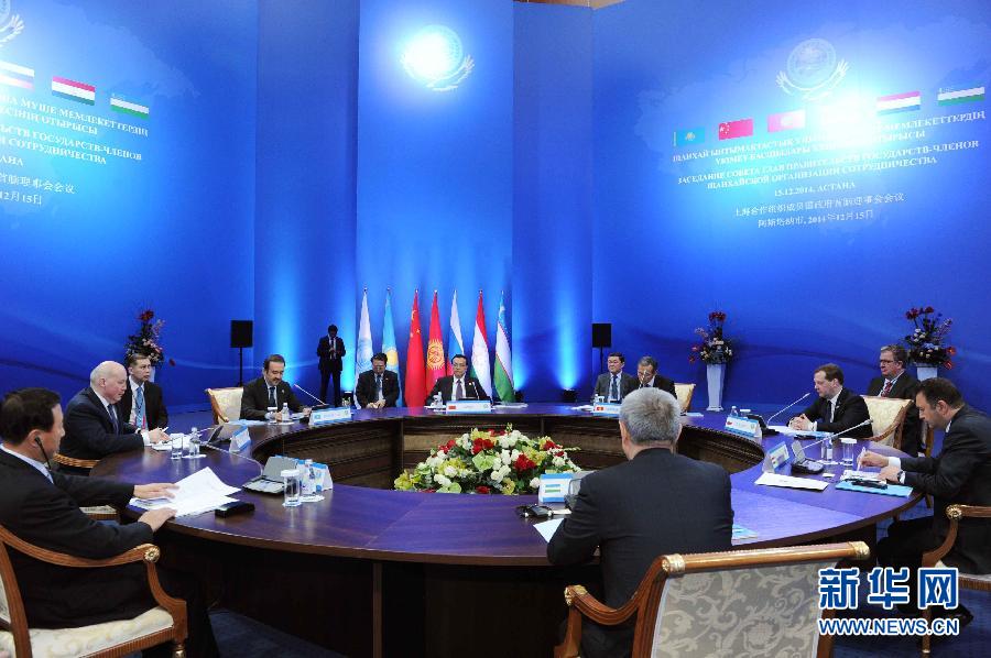 12��15�գ��Ї�����(w��)Ժ������ˏ�(qi��ng)�ڰ�˹���{��ϯ�Ϻ������M���ɆT���������X������ʮ���Ε��h�� ���A��ӛ�� ������ �z