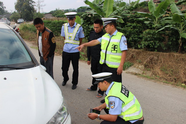 ���W�jý�w���D�ġ����ϱ�ɽ�����r���·��ͨ�¹ʡ���̎���r��ģʽ